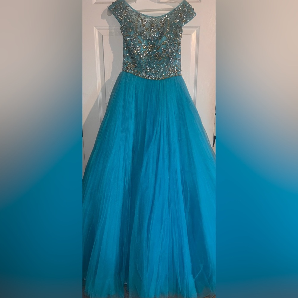 Sherri Hill Turquoise Beaded Bodice w/FULL Pleated Tulle Ballgown